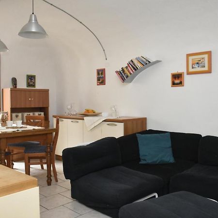 Casa Vacanze E Brevi Periodi Alla Porta Etrusca La Panchina Al Sole Volterra Bagian luar foto