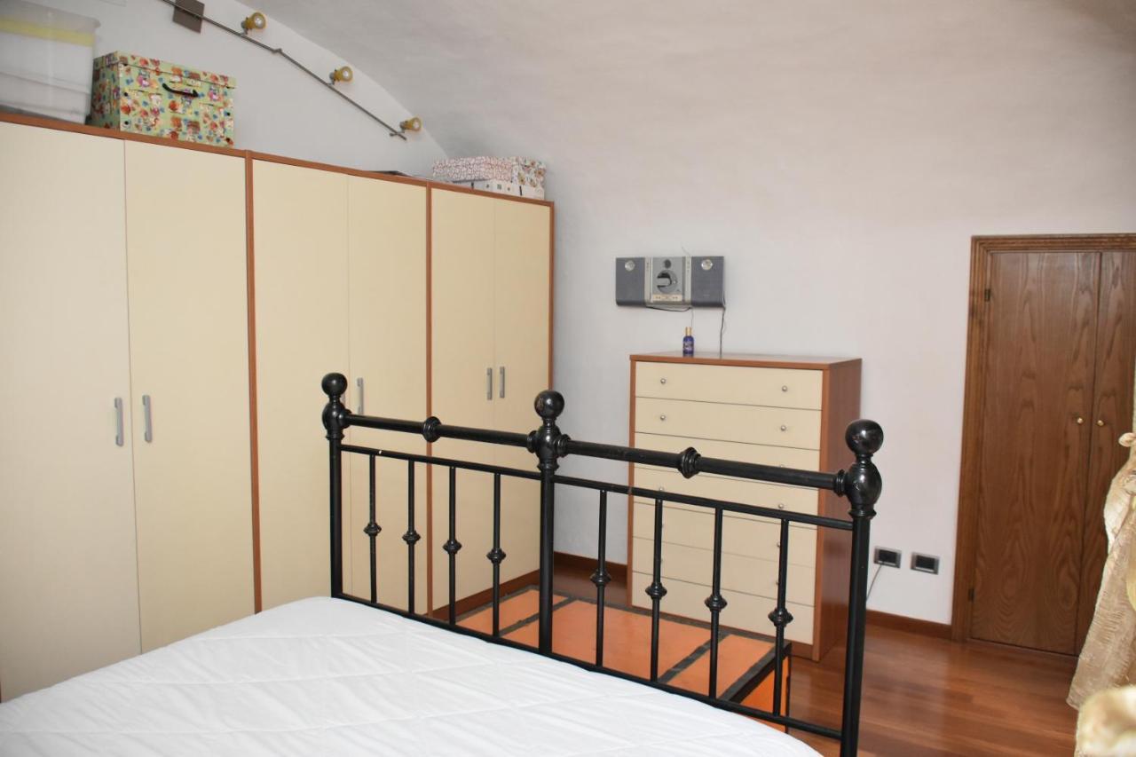 Casa Vacanze E Brevi Periodi Alla Porta Etrusca La Panchina Al Sole Volterra Bagian luar foto